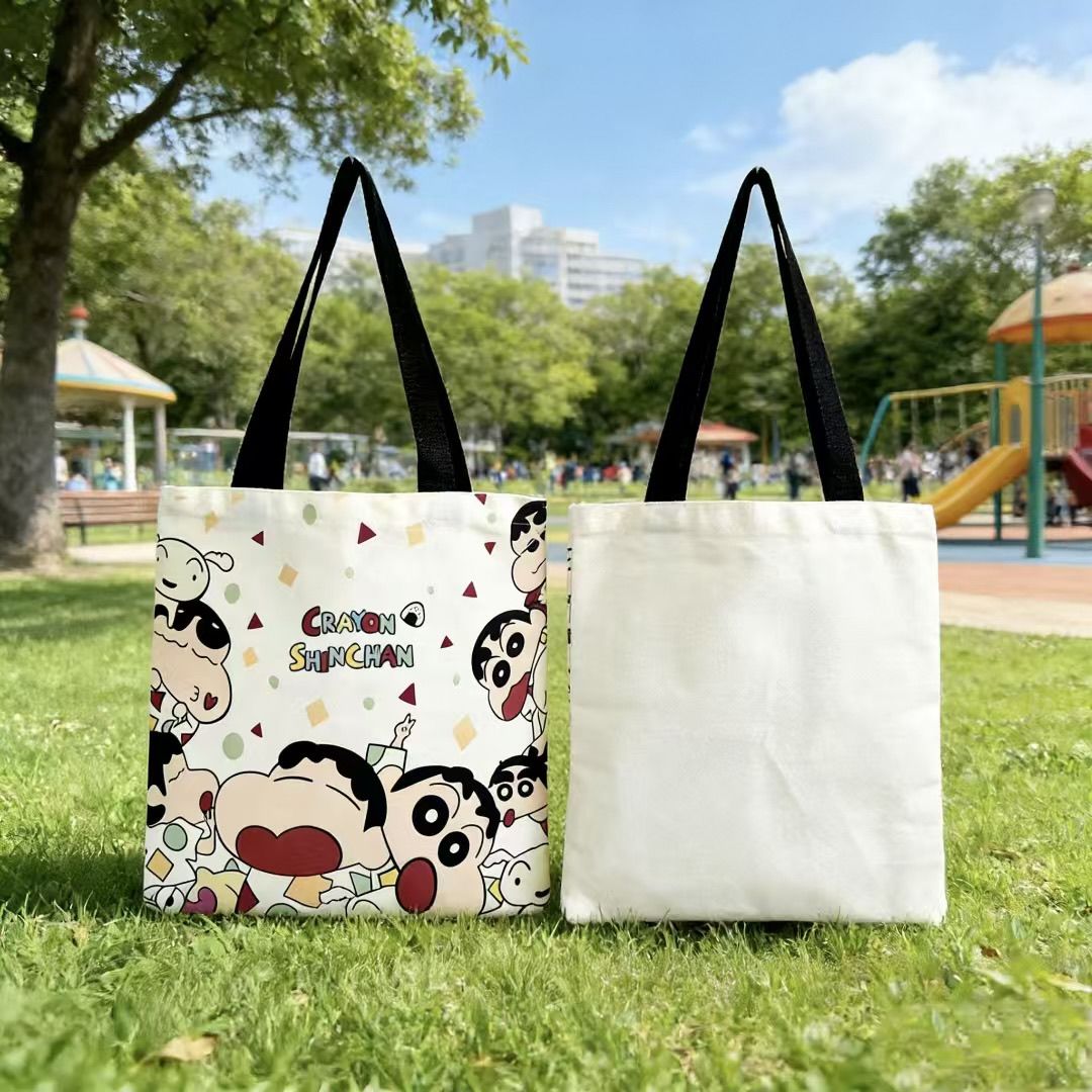 Women Bags 2026 - Borsa Tote in Tela Crayon Shin-chan