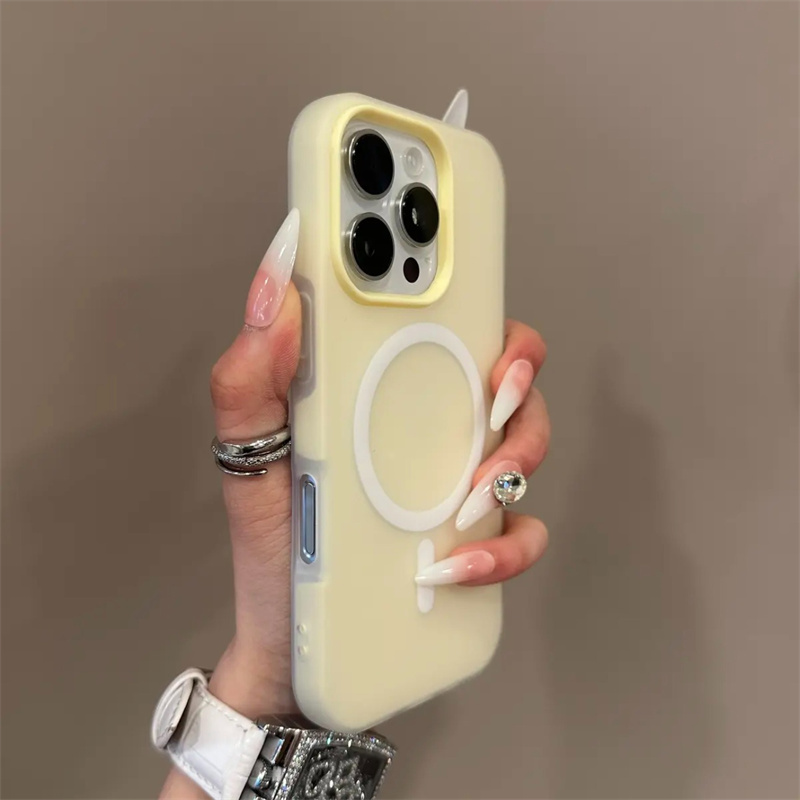 Custodia magnetica per telefon - Hobo Bag Slouchy recensione e prezzo