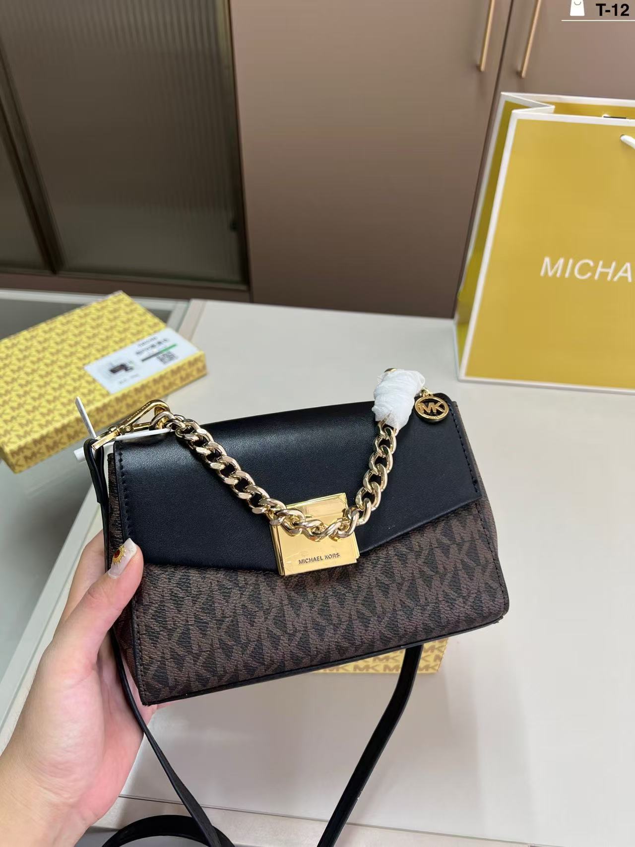 Nuovissima borsa a tracolla di - Women'S Bags Michael Kors recensione e prezzo