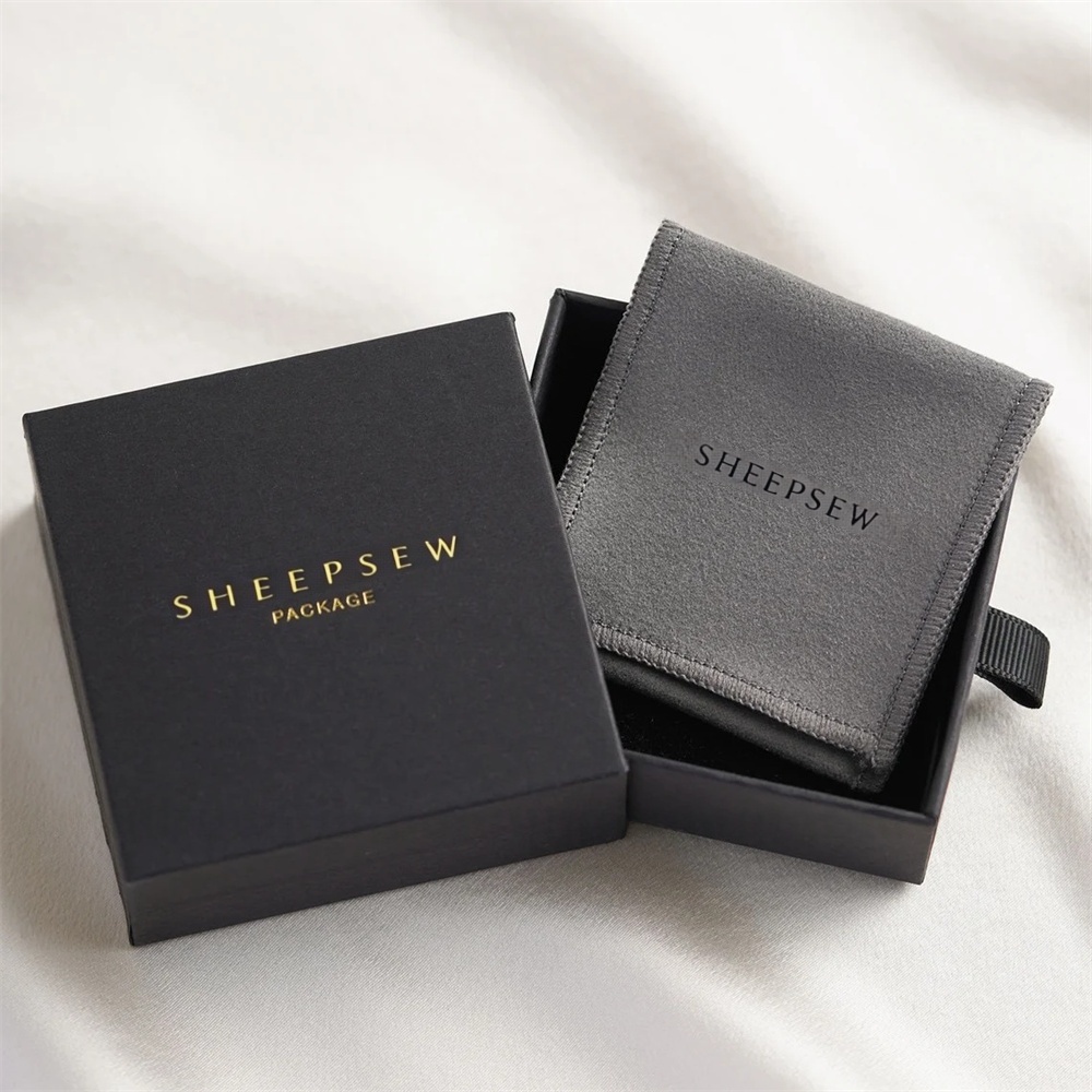 SheepSewBlack Sacchetto Portag - Flap Bag Envelope recensione e prezzo