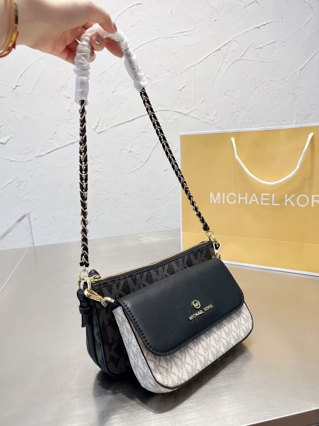 Nuovissima borsa a tracolla e  - Women'S Bags Michael Kors recensione e prezzo